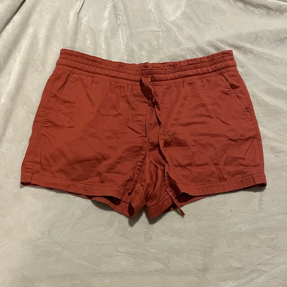Loft Outlet rust colored shorts size L